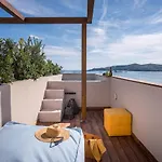 Shapes Luxury 4* Ermoupoli