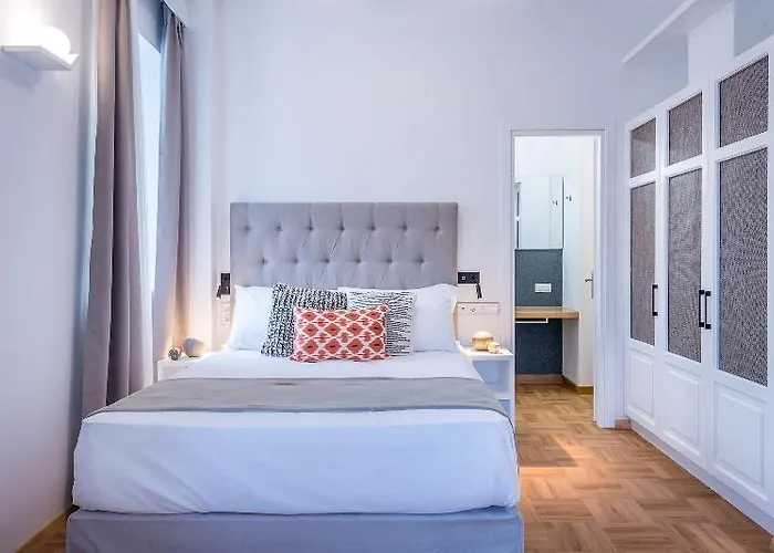 Shapes Luxury Отель 4*