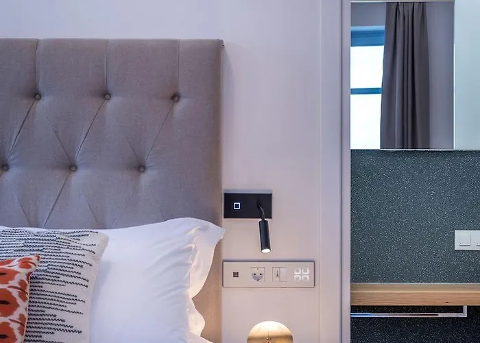 Shapes Luxury 4* Эрмуполис