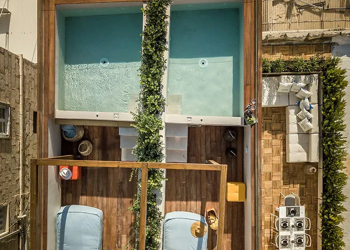 Shapes Luxury Эрмуполис