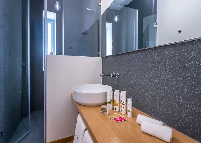 Shapes Luxury 4* Эрмуполис