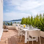 Shapes Luxury 4*
