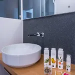 Hotel Shapes Luxury