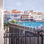 Shapes Luxury 4*