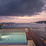 Hotel Shapes Luxury 4*