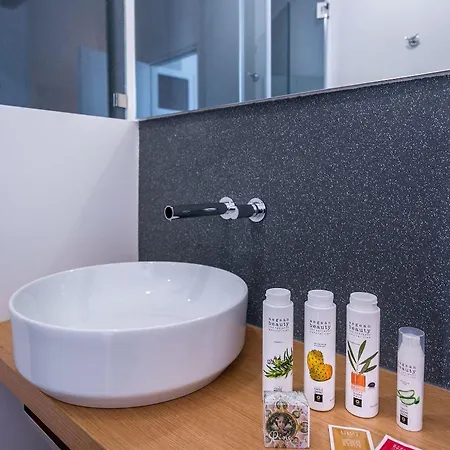 Shapes Luxury Hotel 4*