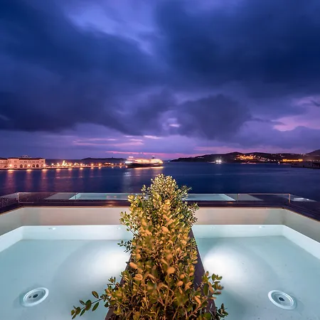 Shapes Luxury Hotel