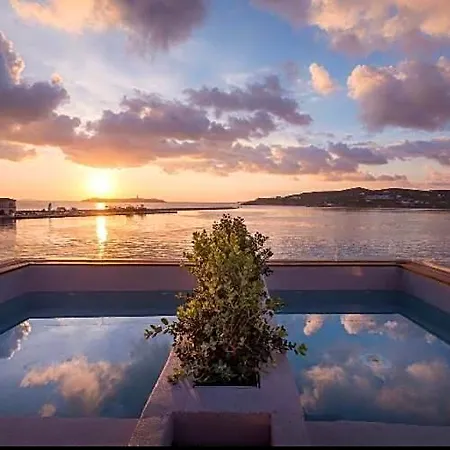 Shapes Luxury 4*