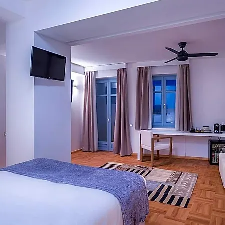 Shapes Luxury 4* Ermoupoli