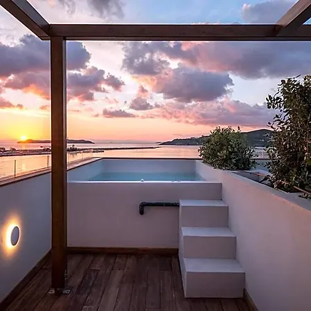 Shapes Luxury Hotel