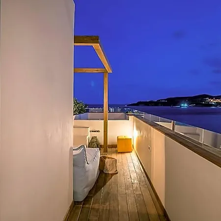 Shapes Luxury Hotel 4*
