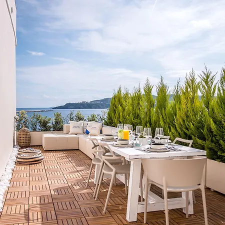 Shapes Luxury Hotel