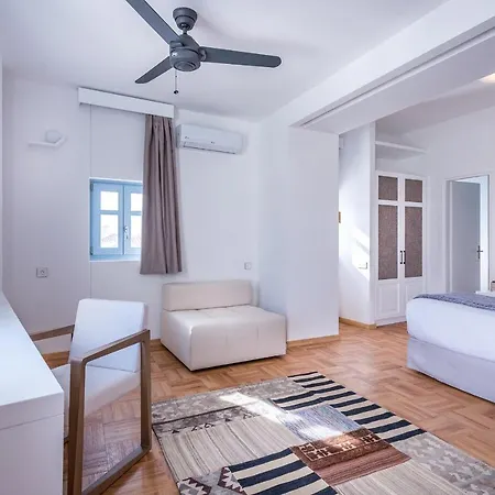 Shapes Luxury 4* Ermoupoli