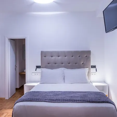 Hotel Shapes Luxury 4*