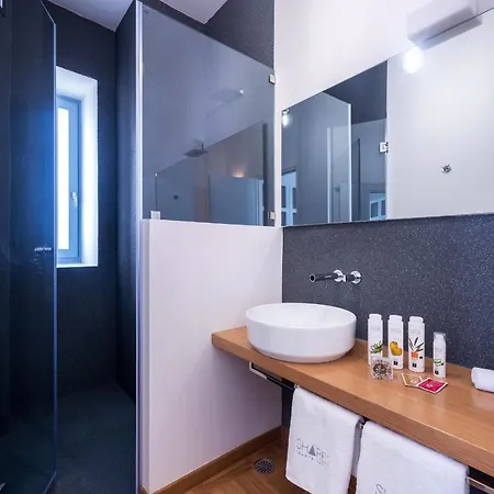 Otel Shapes Luxury Ermoupoli