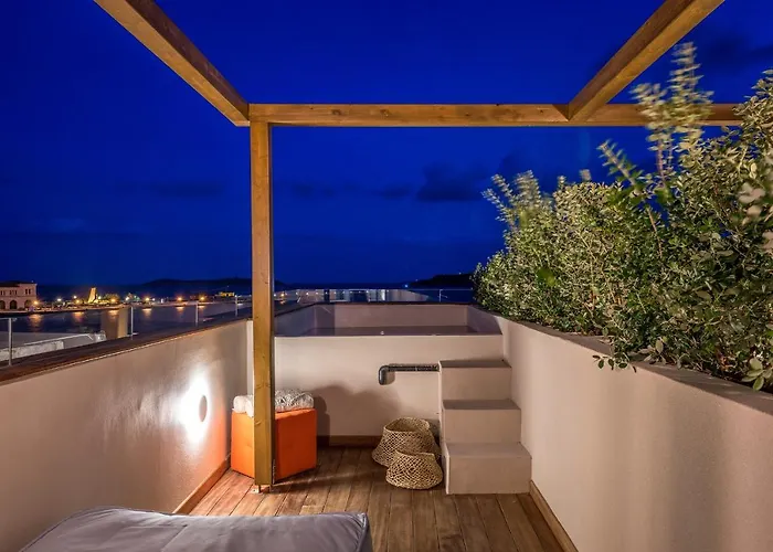 Otel Shapes Luxury 4*